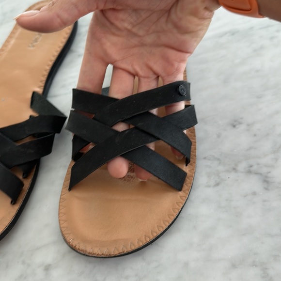 Volcom black strappy tan sandals size 9 - Picture 2 of 6